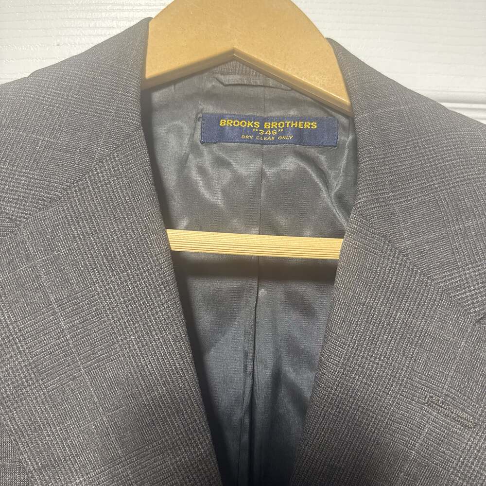 Brooks Brothers VTG Men's Size 42R Grey 100% Pure Wool Two-Button Blazer Jacket
